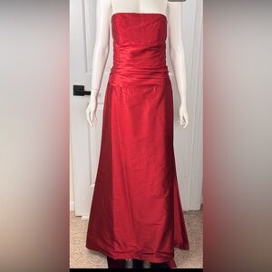 Lazaro Long Burgundy Dress Sz 12